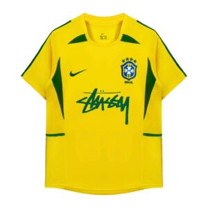 Camiseta Edición Especial Brasil x Stussy talla niño